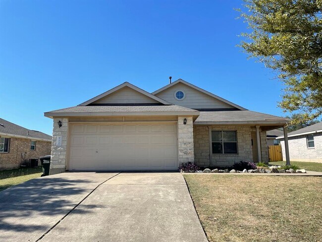 Building Photo - 112 Cowboy Cove