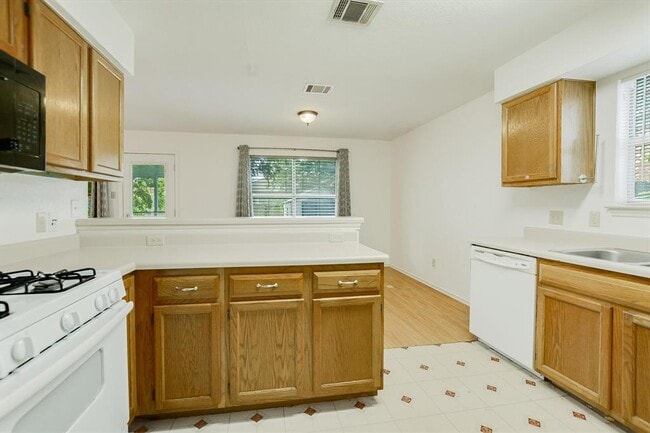 Building Photo - 13917 Maricella Ln