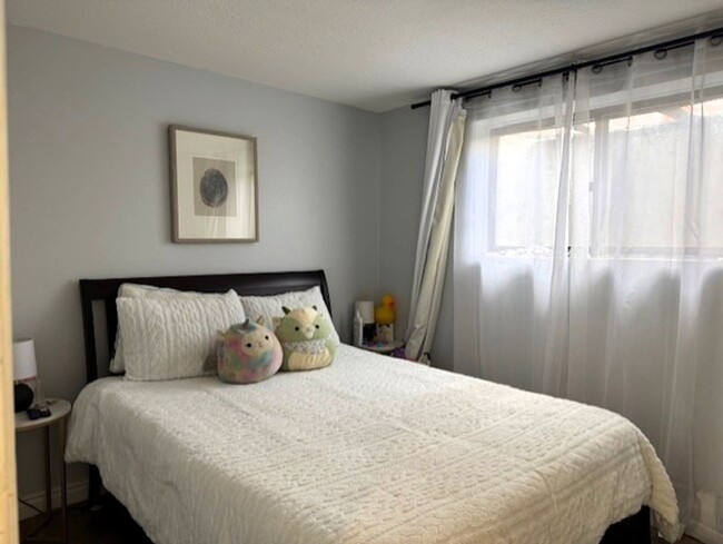 Building Photo - Move In Special! Long Term Rental- Dillon ...