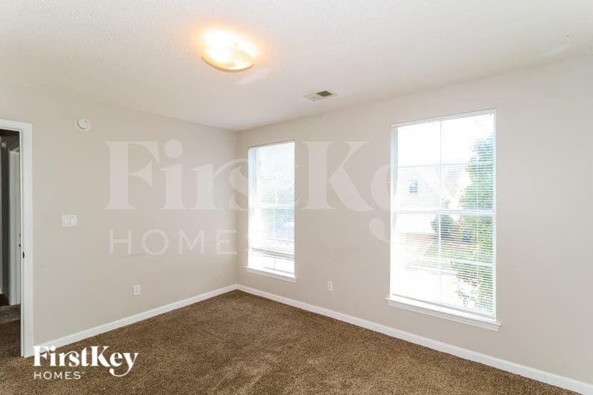 Building Photo - 9226 Chastain Pl