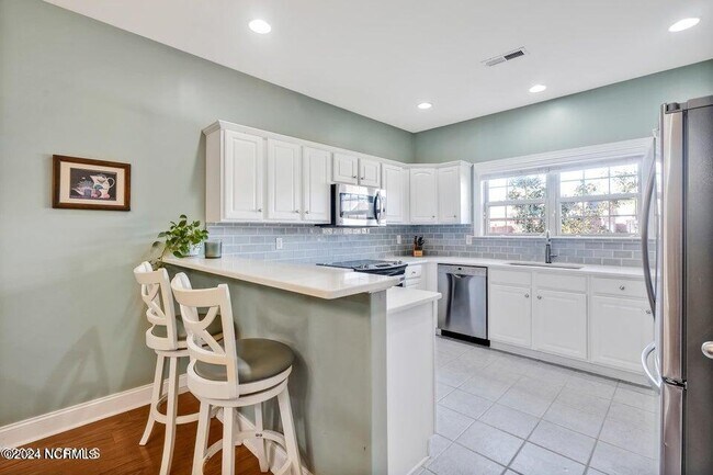 Building Photo - 816 Greystone Ct