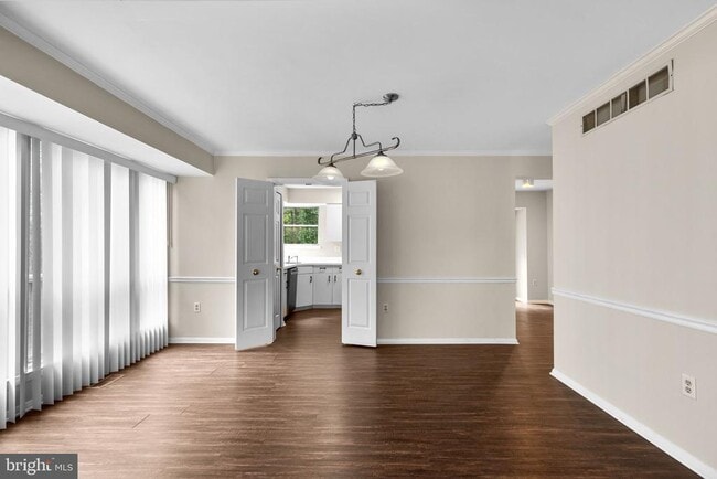 Building Photo - 7745 Chatfield Ln