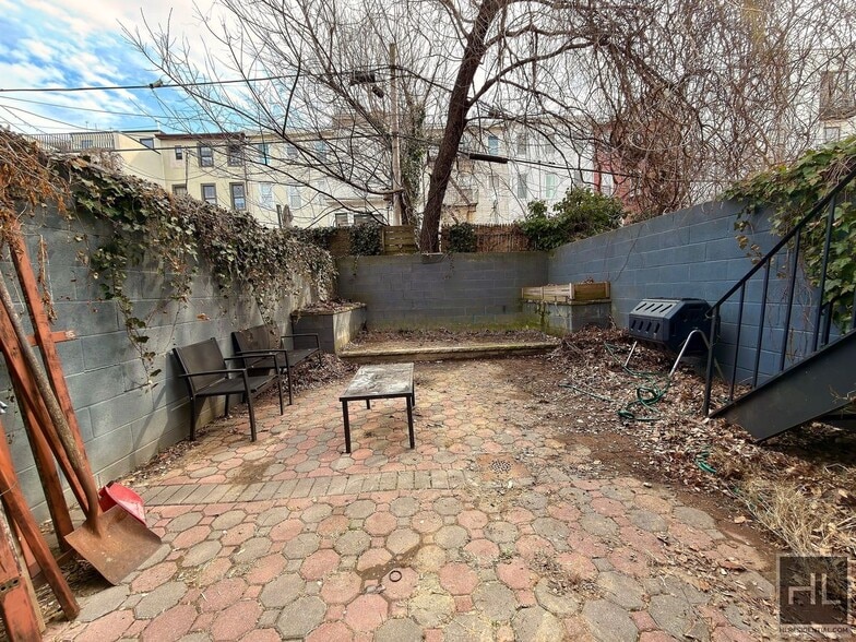 Building Photo - HALSEY STREET