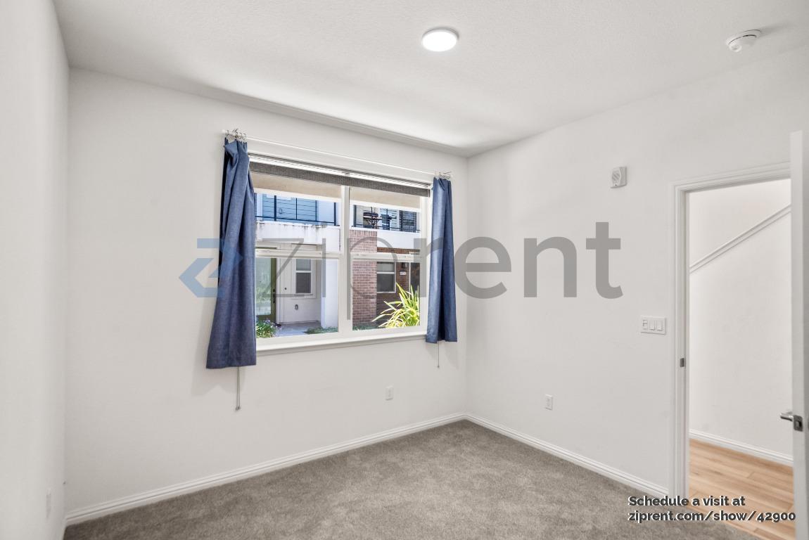 Building Photo - 40711 Penstemon Terrace