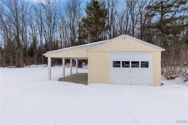 Building Photo - 115 Tarlton Rd