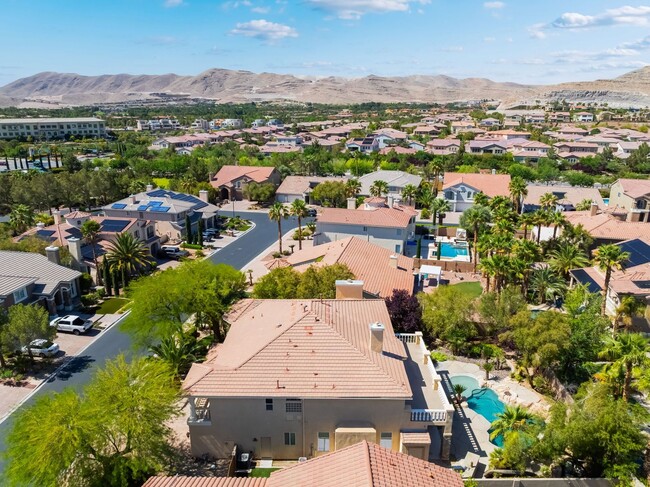 Building Photo - Beautiful Three Story, Five Bedroom Home with Lagoon Style Pool and Spa