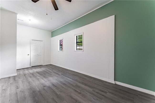 Building Photo - 10984 Tony Mountain Rd