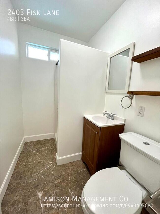 Building Photo - 2403 Fisk Ln