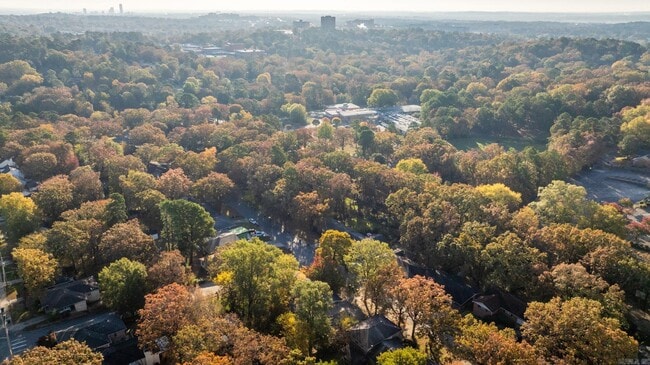 Building Photo - 7400 L St