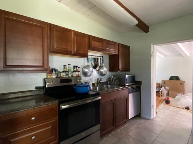 Building Photo - 3/1 in Holly Hill