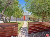 Building Photo - 7534 Balcom Ave