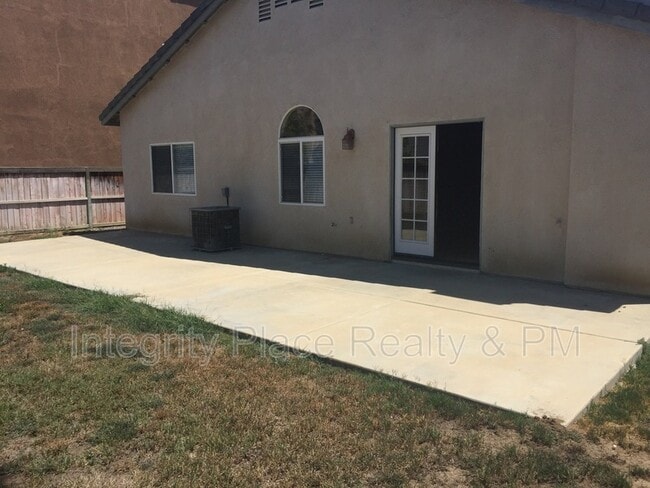 Building Photo - 29968 Rose Blossom Dr