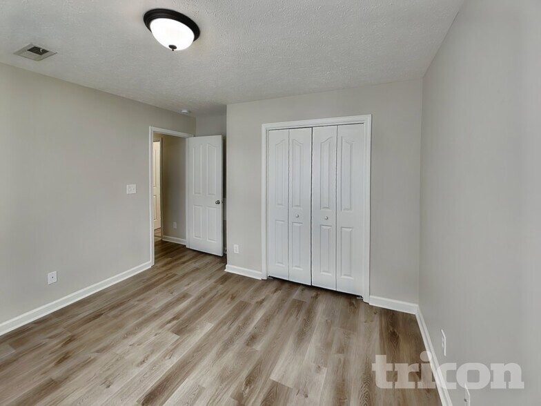 Building Photo - 775 Vera Dr