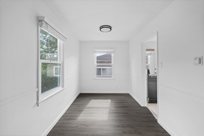 Building Photo - 3493 Meier St