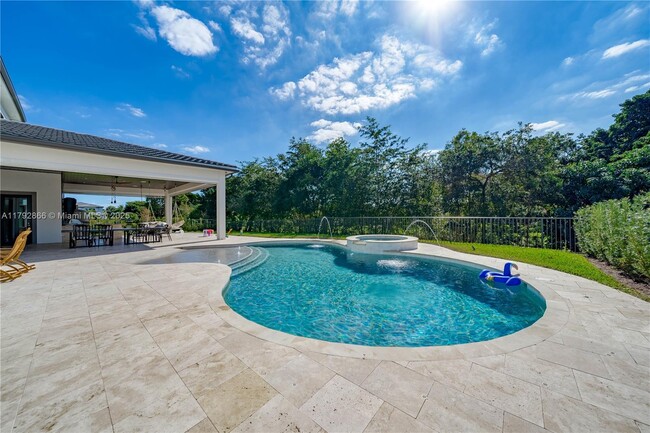 Building Photo - 17130 Magnolia Estates Dr
