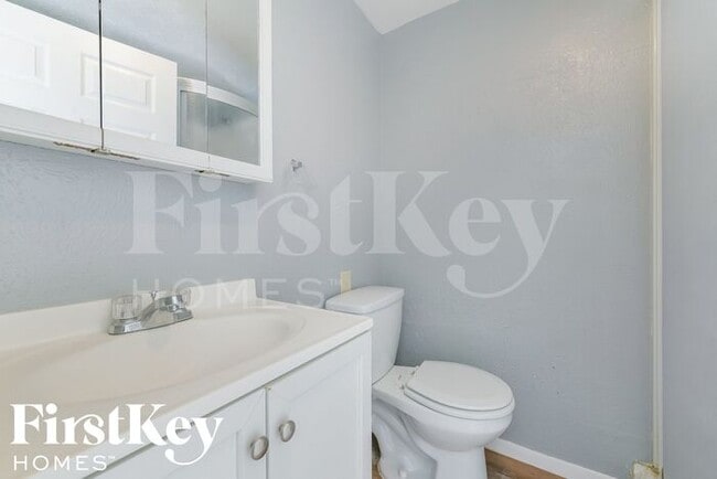 Building Photo - 24007 Beef Canyon Dr