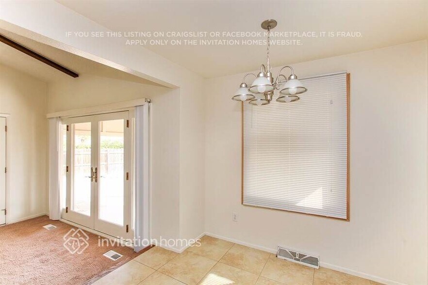 Building Photo - 11091 Albion Dr