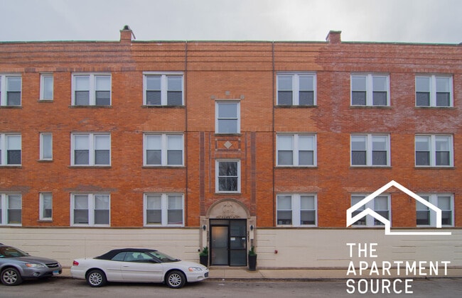 Building Photo - 3051 W Medill Ave
