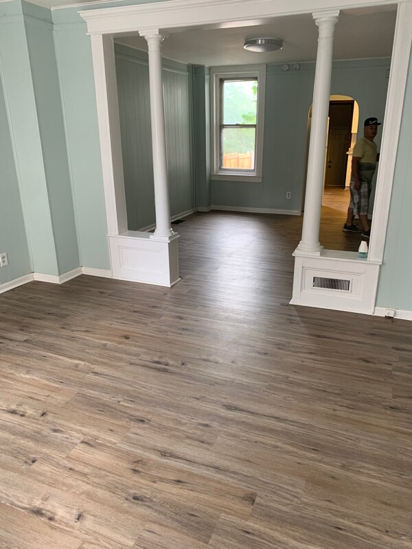 Building Photo - 142 S Union St