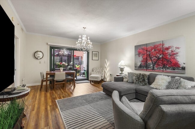 Building Photo - 121 N Monroe St