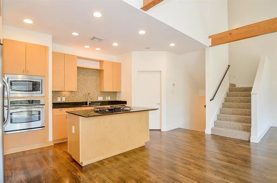 2nd Floor - Kitchen - 2221 Hadley St