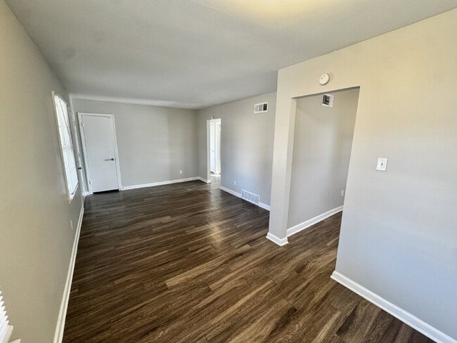 Building Photo - 2195 Cassie Ave