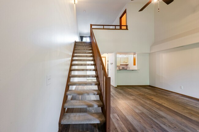 Building Photo - 1039 South Sunny Vale Lane, Unit C