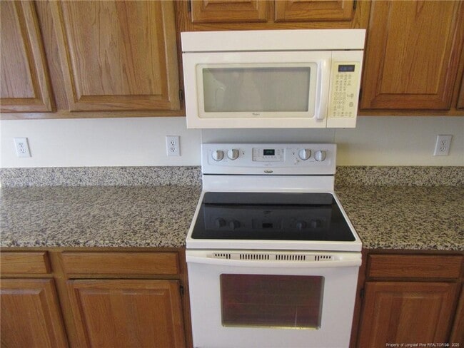 Building Photo - 6208 Dunbane Ct