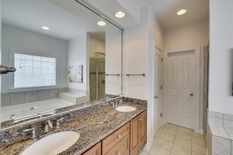 Building Photo - 115 Willow Oak Loop