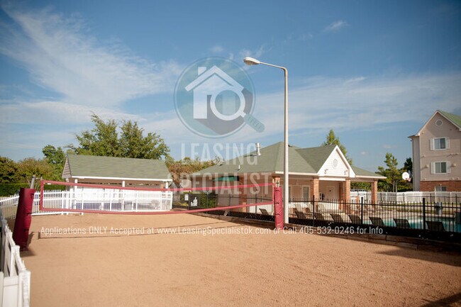 Building Photo - HALF OFF 1ST MONTHS RENT MOVE - IN SPECIAL...