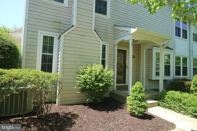 Building Photo - 7807 Spruce Mill Dr