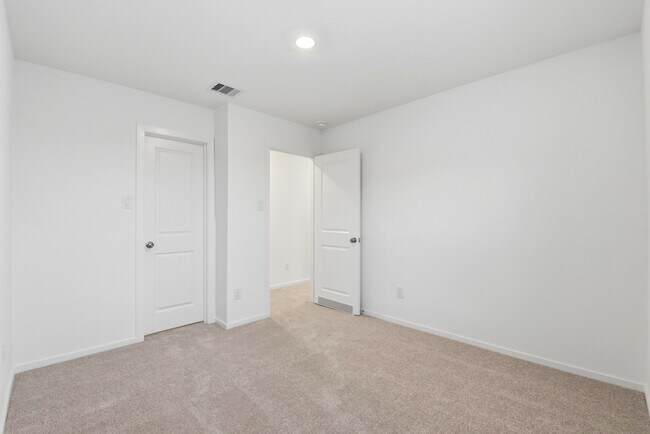 Building Photo - 15219 Abella Dr