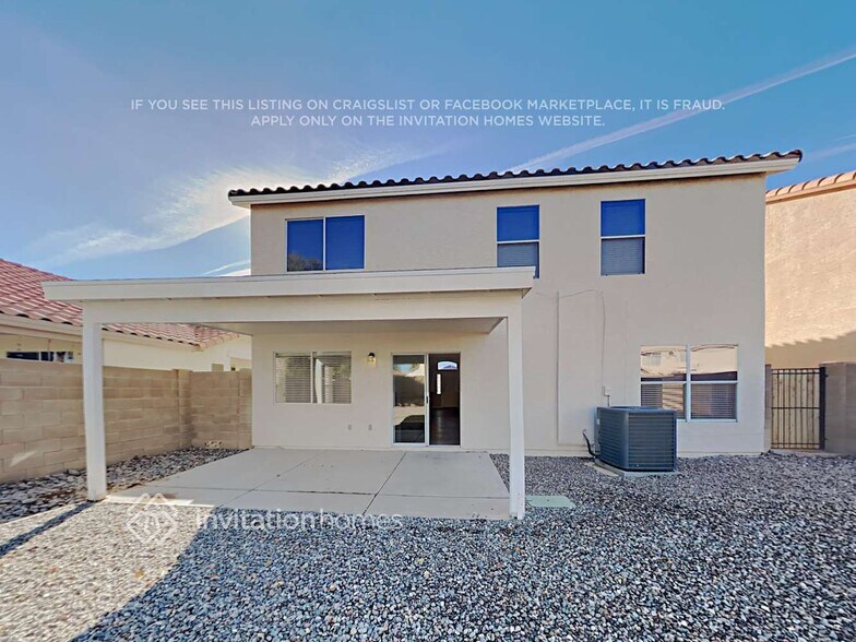 Building Photo - 12528 W Roanoke Ave