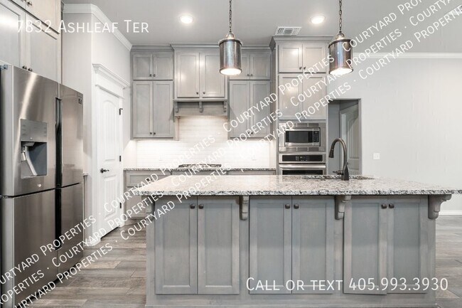 Building Photo - 7832 Ashleaf Terrace