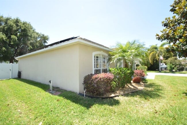 Building Photo - 241 Pine Shadow Ln