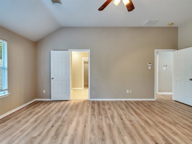 Building Photo - 34 W Sage Creek Pl