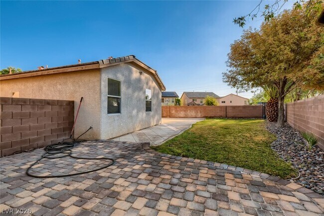 Building Photo - 4937 Naff Ridge Dr