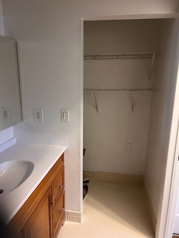 Building Photo - 1170 Delsea Dr