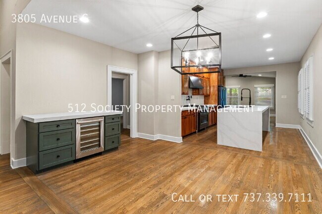 Building Photo - 3805 Avenue G