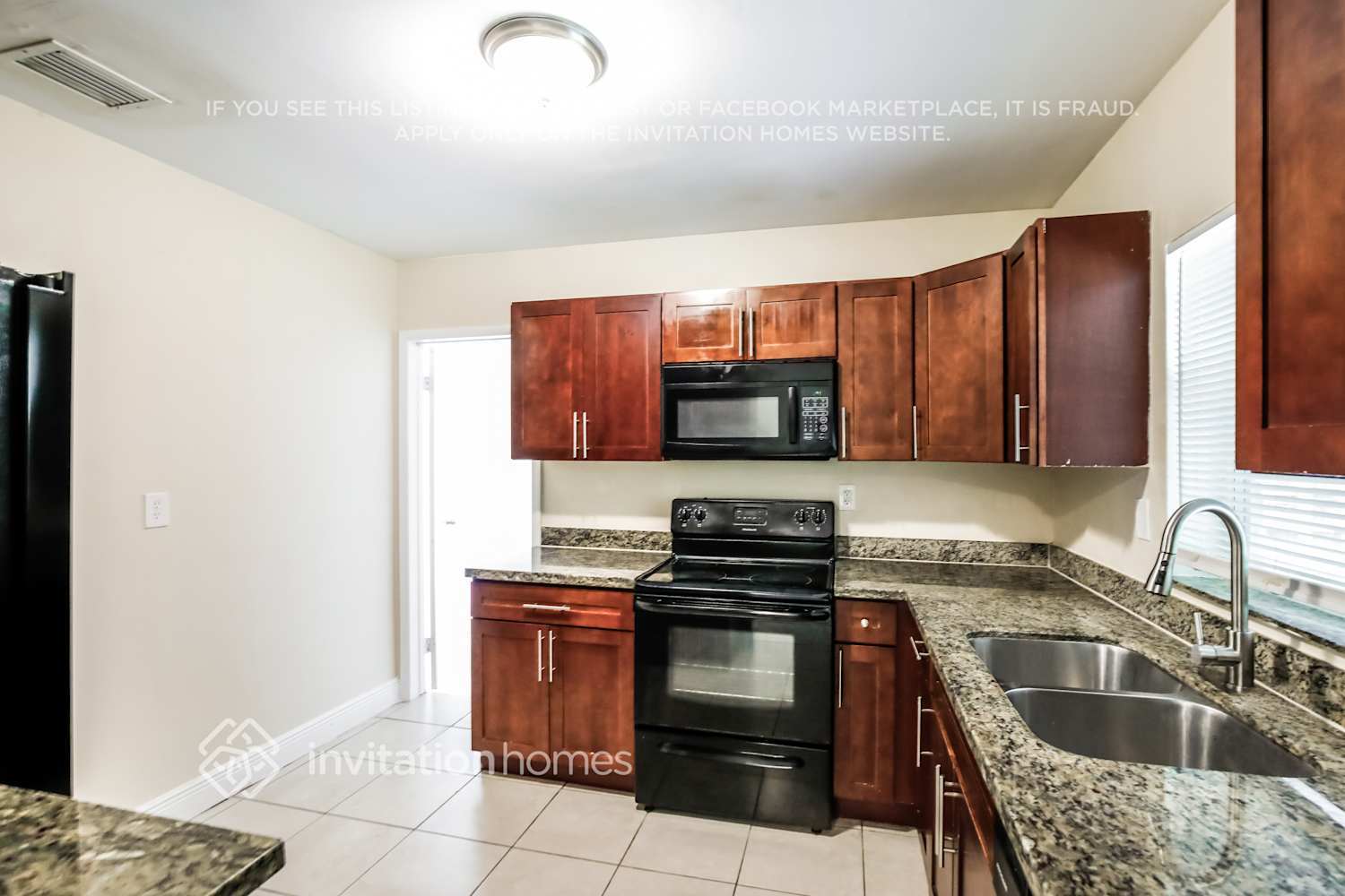 Building Photo - 10005 SW 166th St