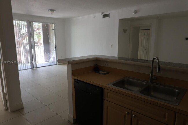 Building Photo - 6801 SW 44th St