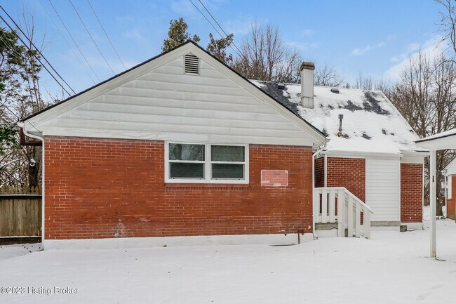 Building Photo - 4200 Berkshire Ave