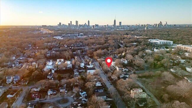 Building Photo - 1520 Foote St NE