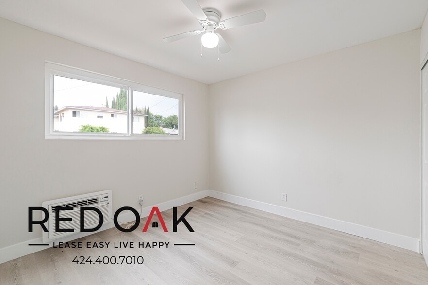 Building Photo - 7350 Hazeltine Ave