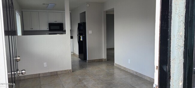 Building Photo - 2540 West Campbell Ave