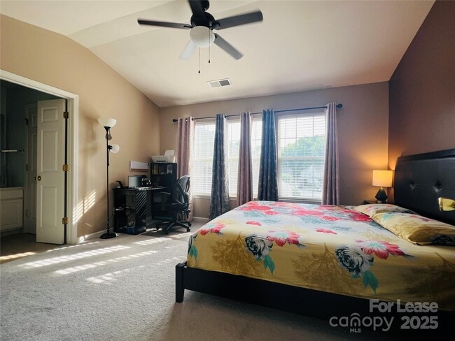 Building Photo - 3203 Mannington Dr