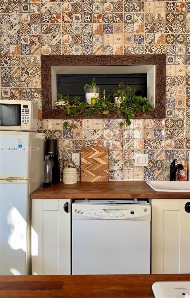 Building Photo - 1502 Jefferson Ave