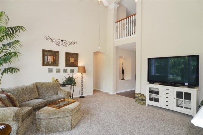 Building Photo - 4103 Walnut Pond Dr