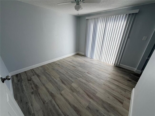 Building Photo - 1101 E 140th Ave