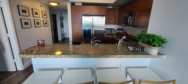 Building Photo - 2641 N Flamingo Rd